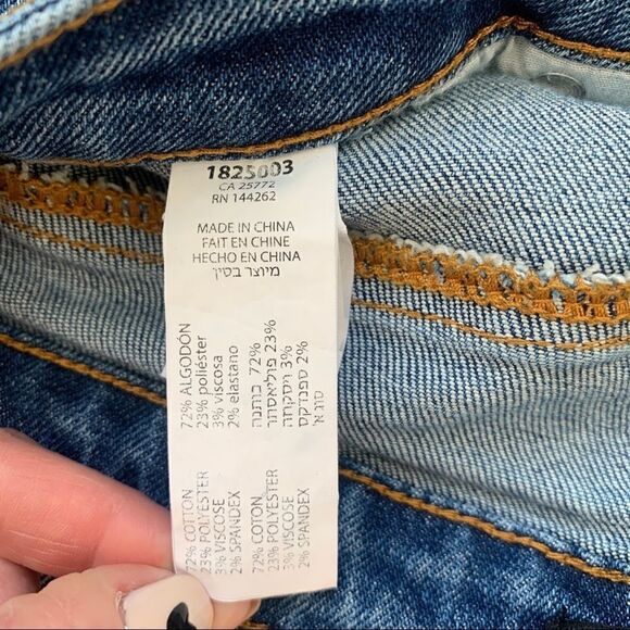 NWT Black Tape High Rise Mom Jeans Raw Hem Size 27 - Picture 11 of 13